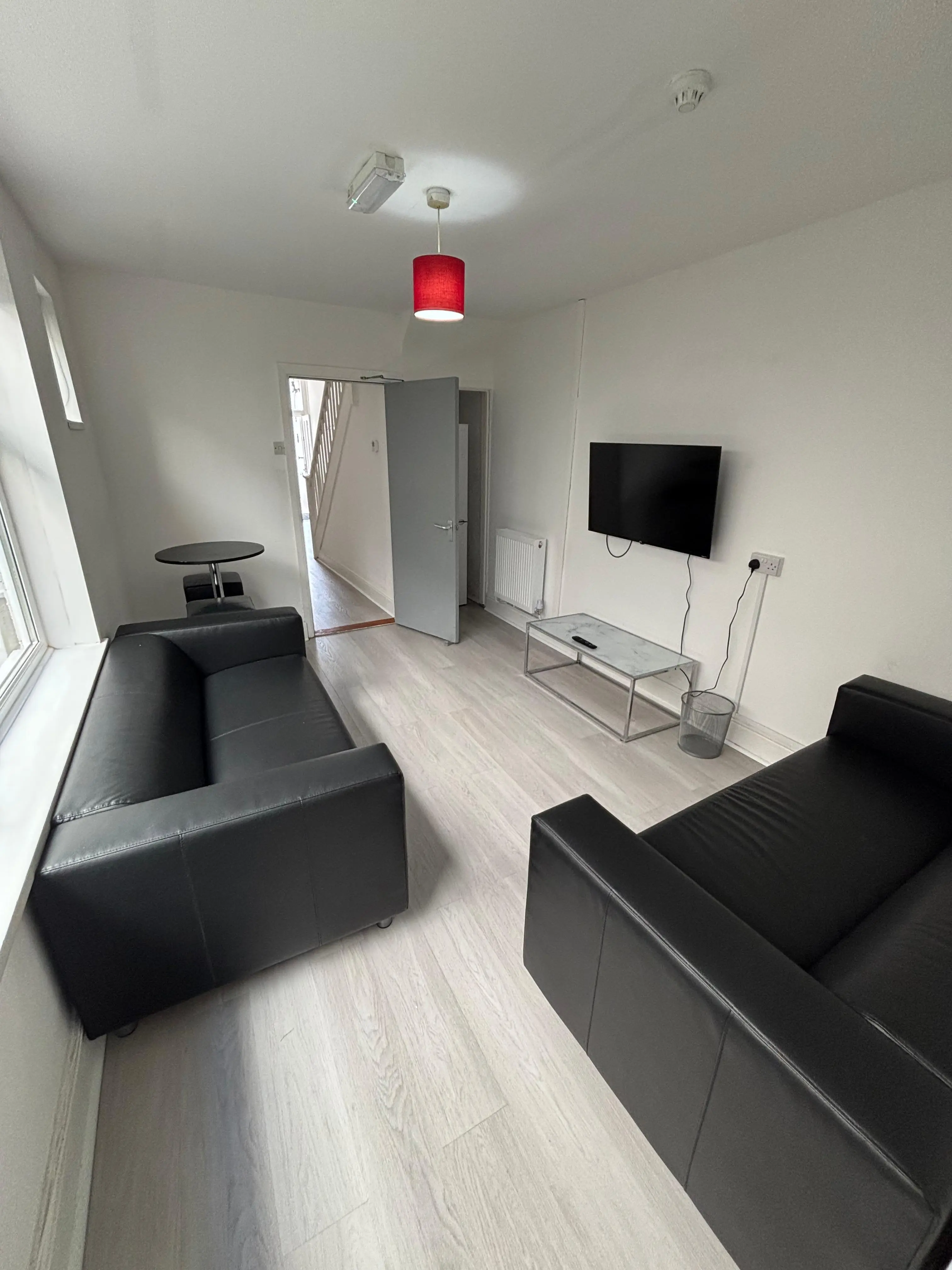 6 bedroom house share to rent