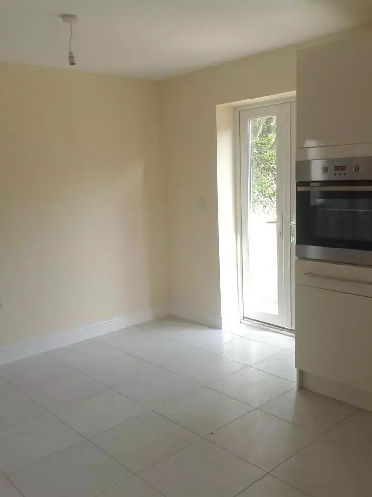 3 bedroom semi-detached house