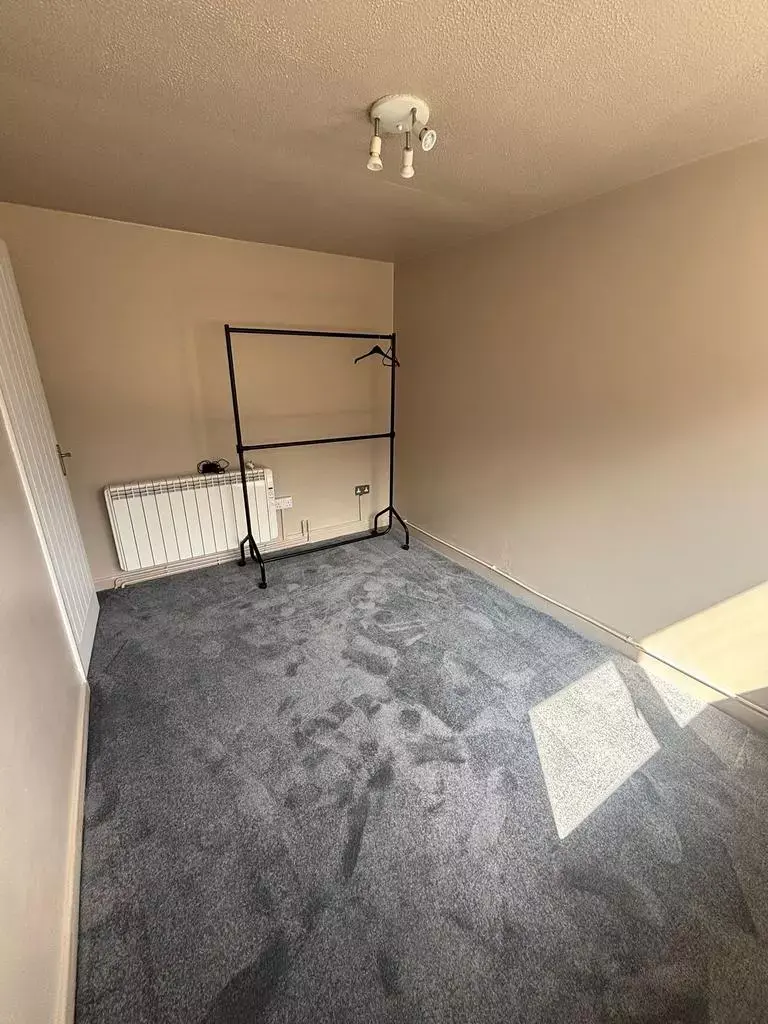 1 bedroom flat