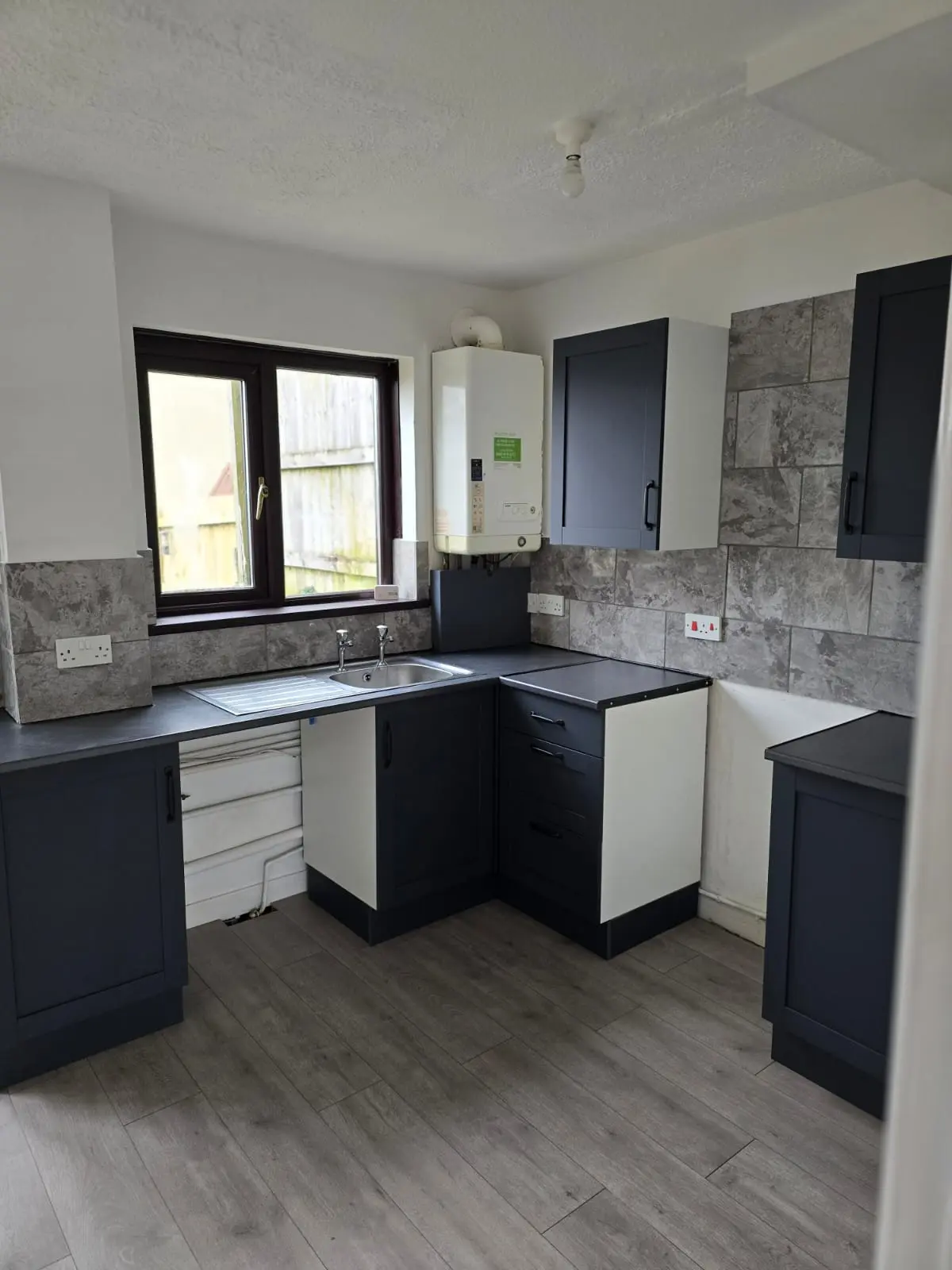 2 bedroom house to rent