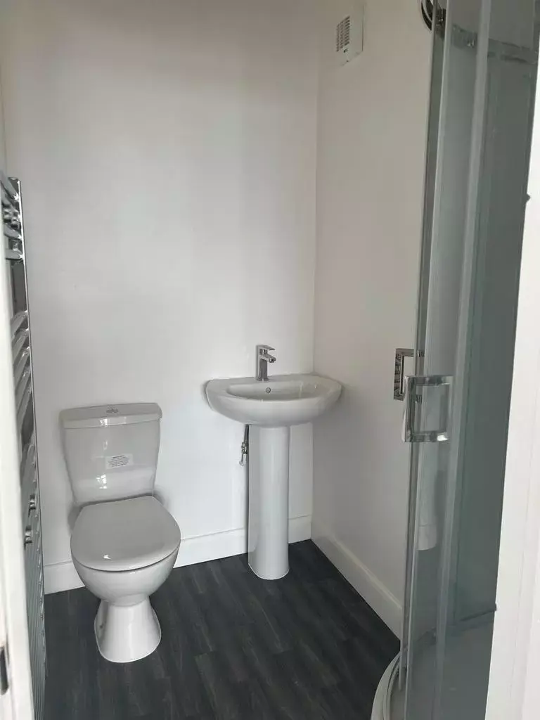 4 bedroom terraced house