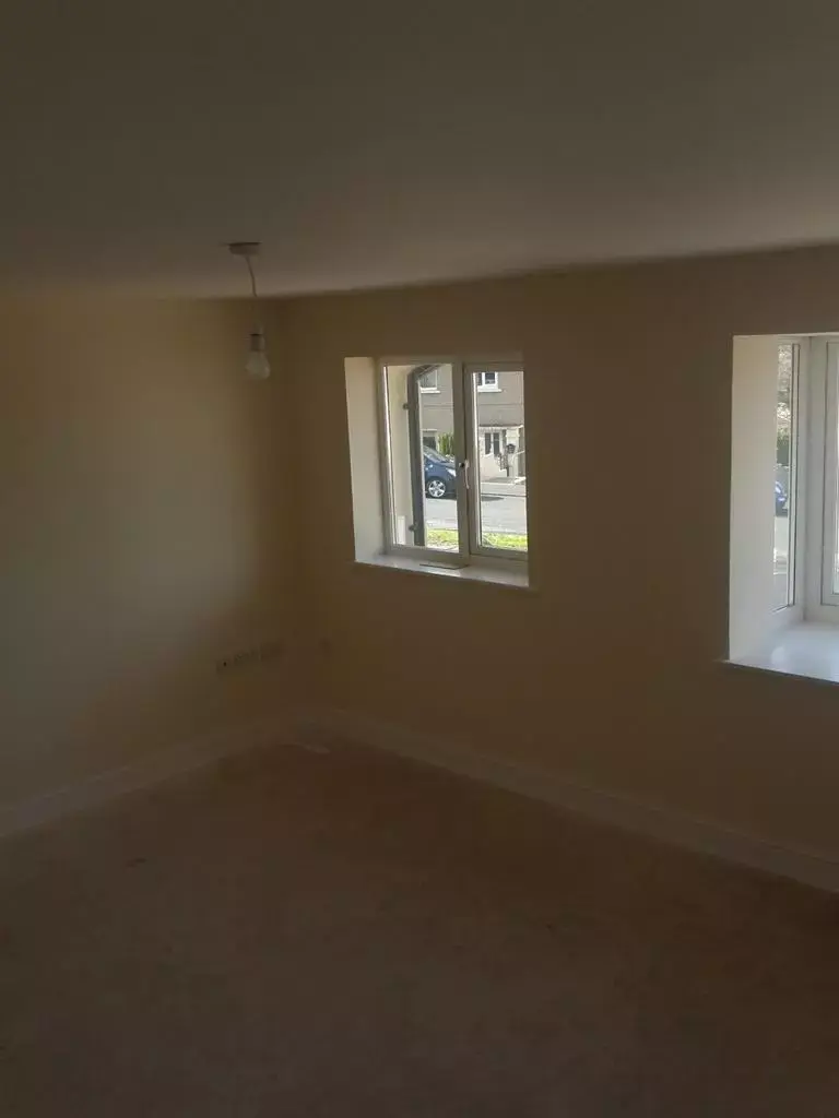 3 bedroom semi-detached house