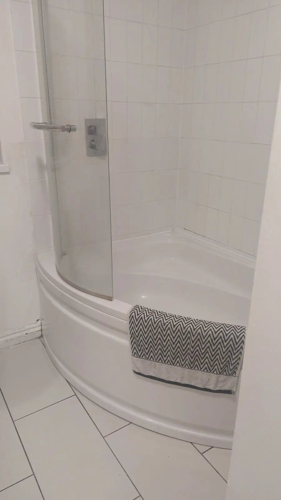 2 bedroom flat share to rent