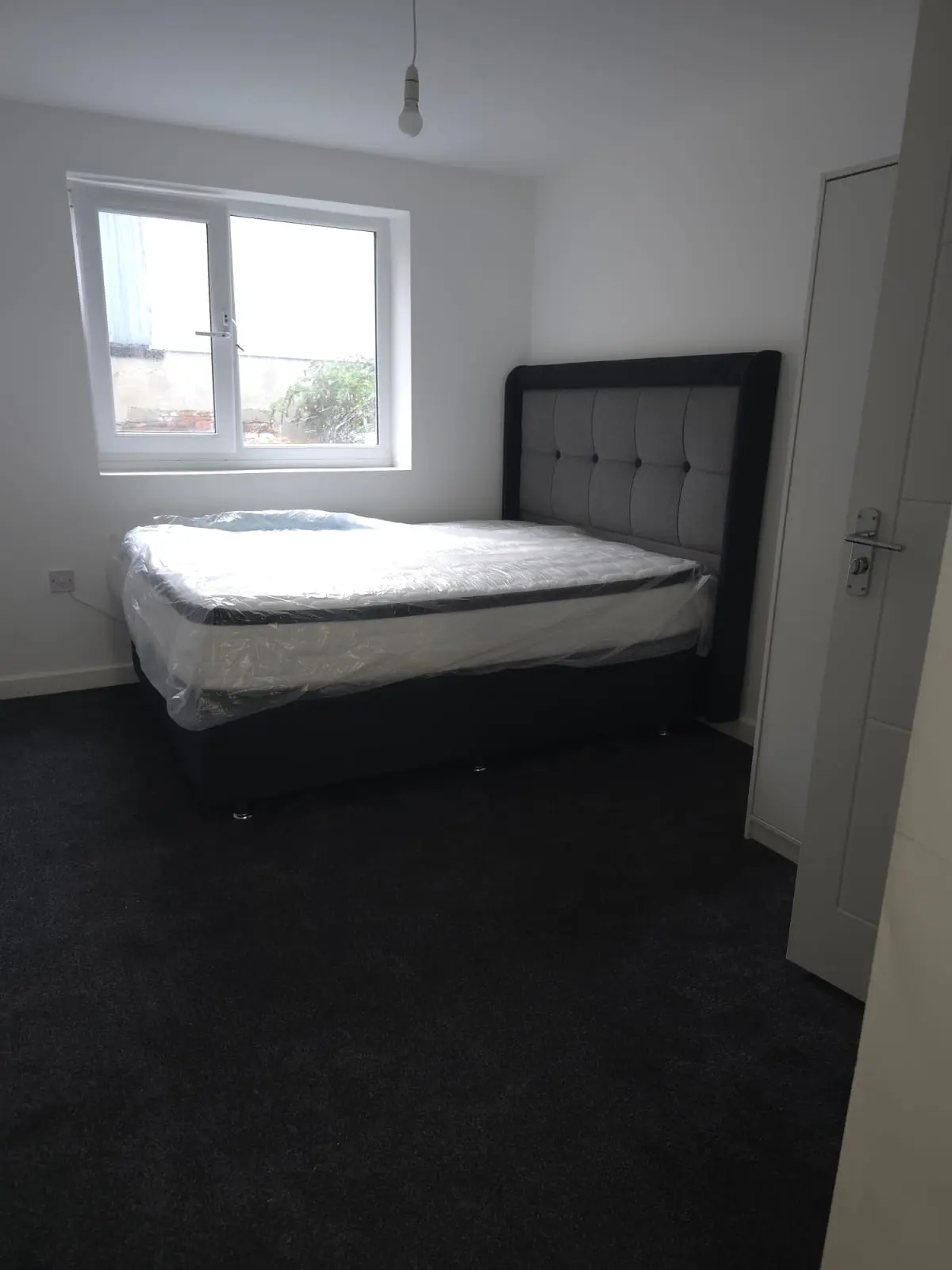 1 bedroom in a house share to rent