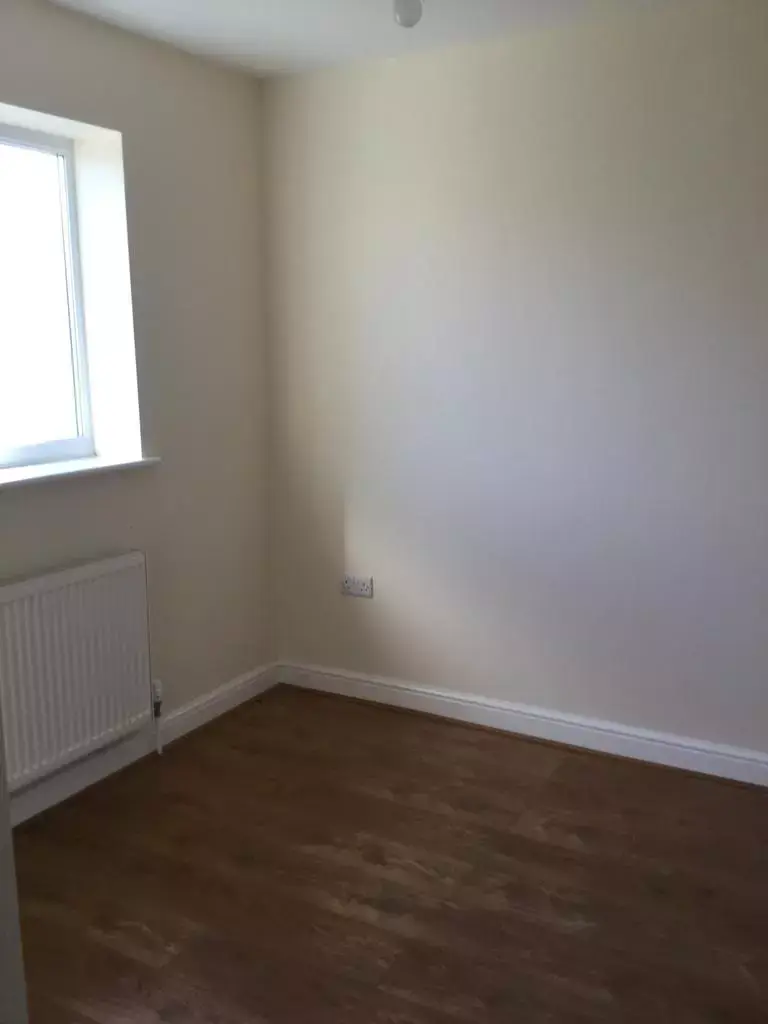 3 bedroom semi-detached house