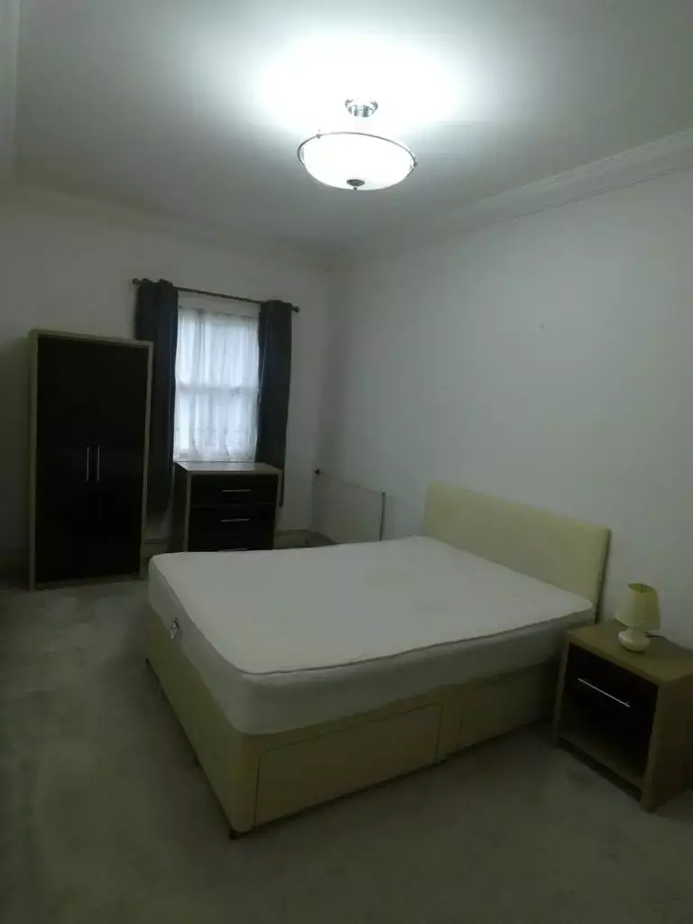 1 bedroom flat