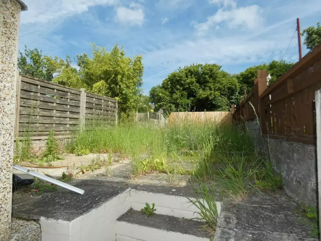 3 bedroom terraced house
