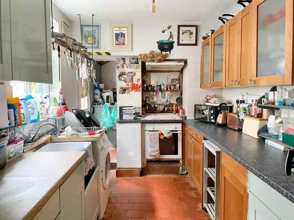 2 bedroom terraced house