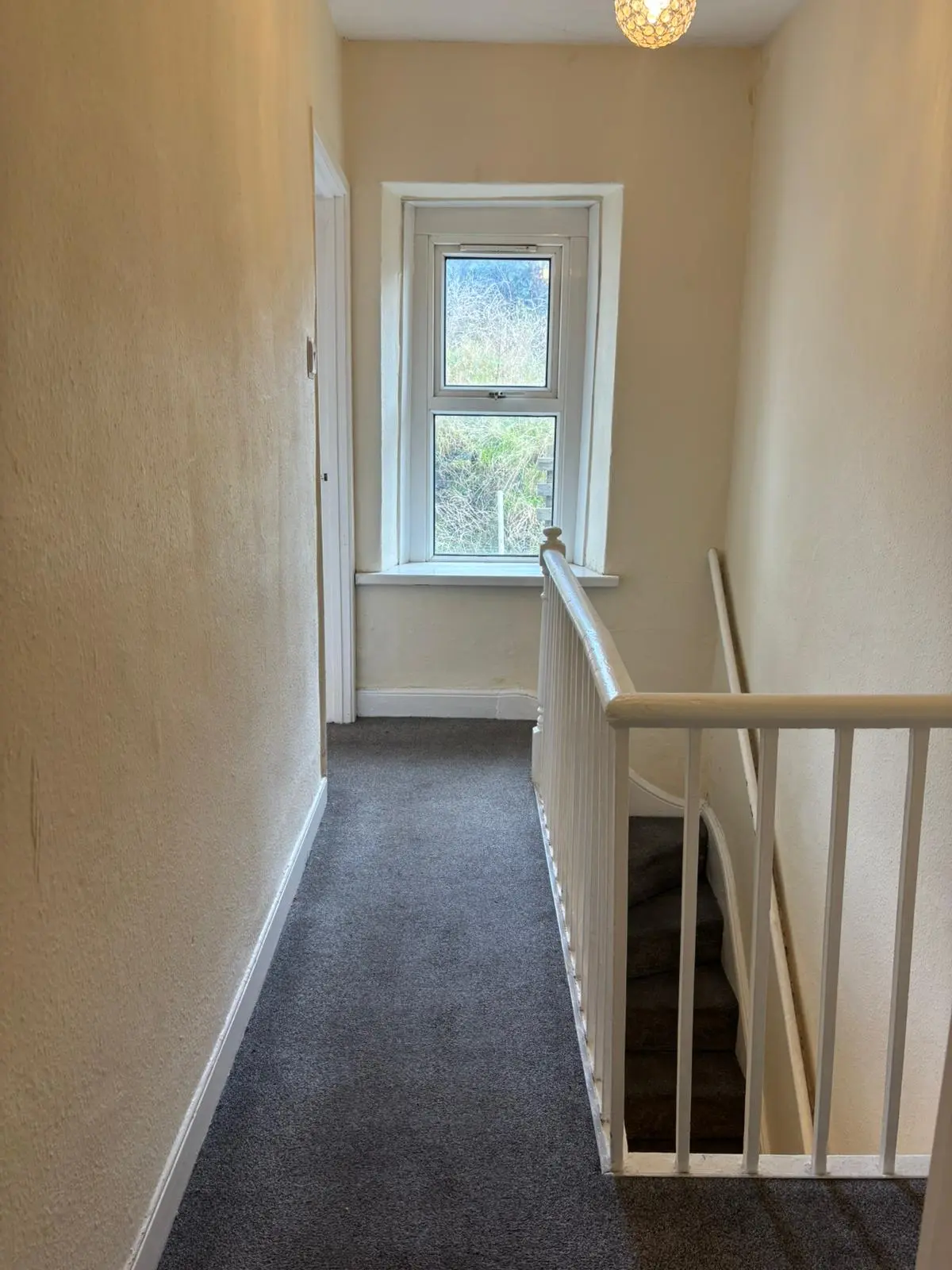 2 bedroom mid terraced house to rent