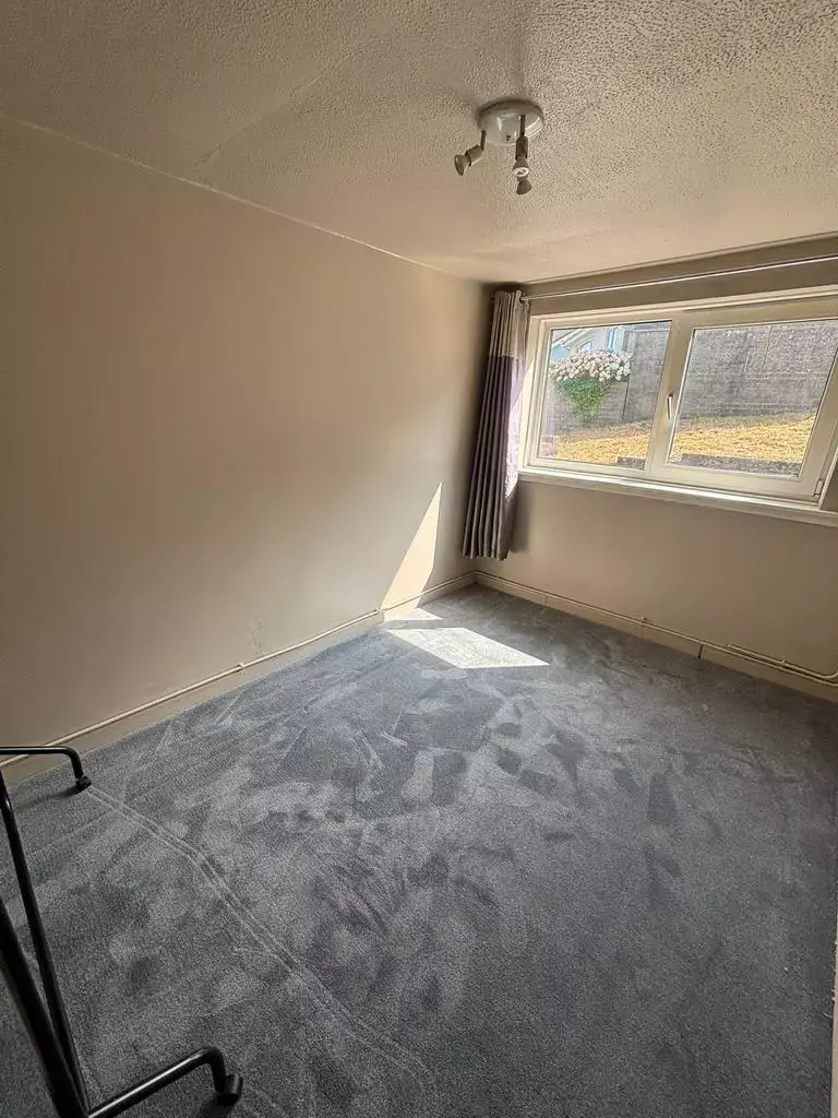 1 bedroom flat
