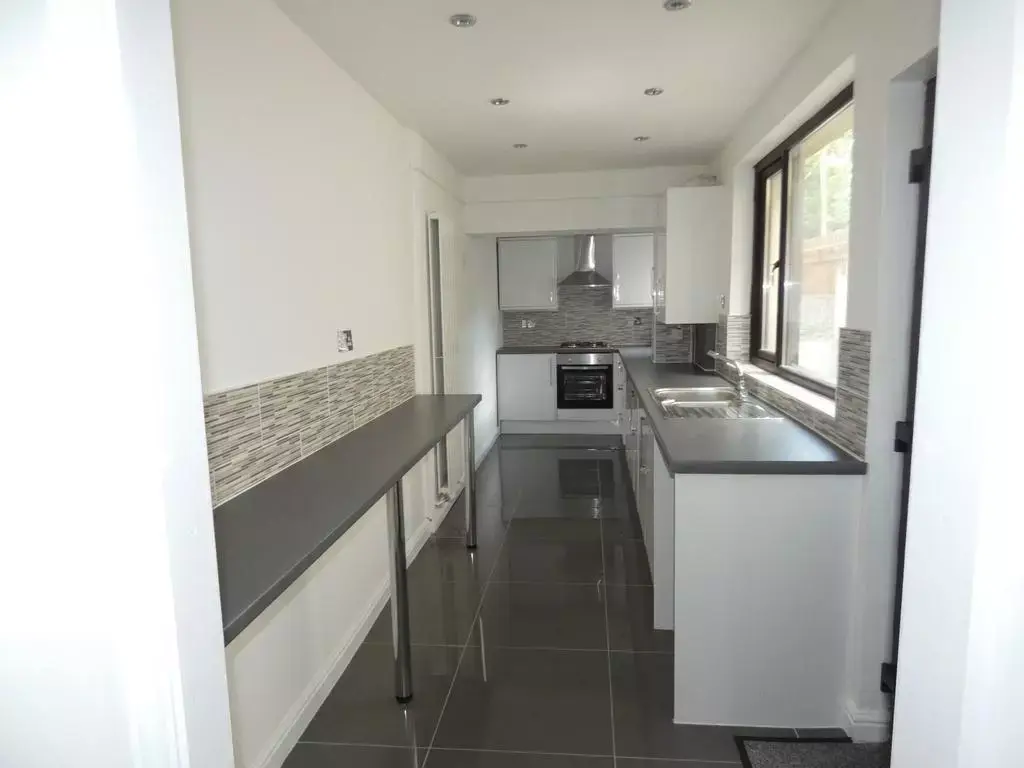 3 bedroom terraced house