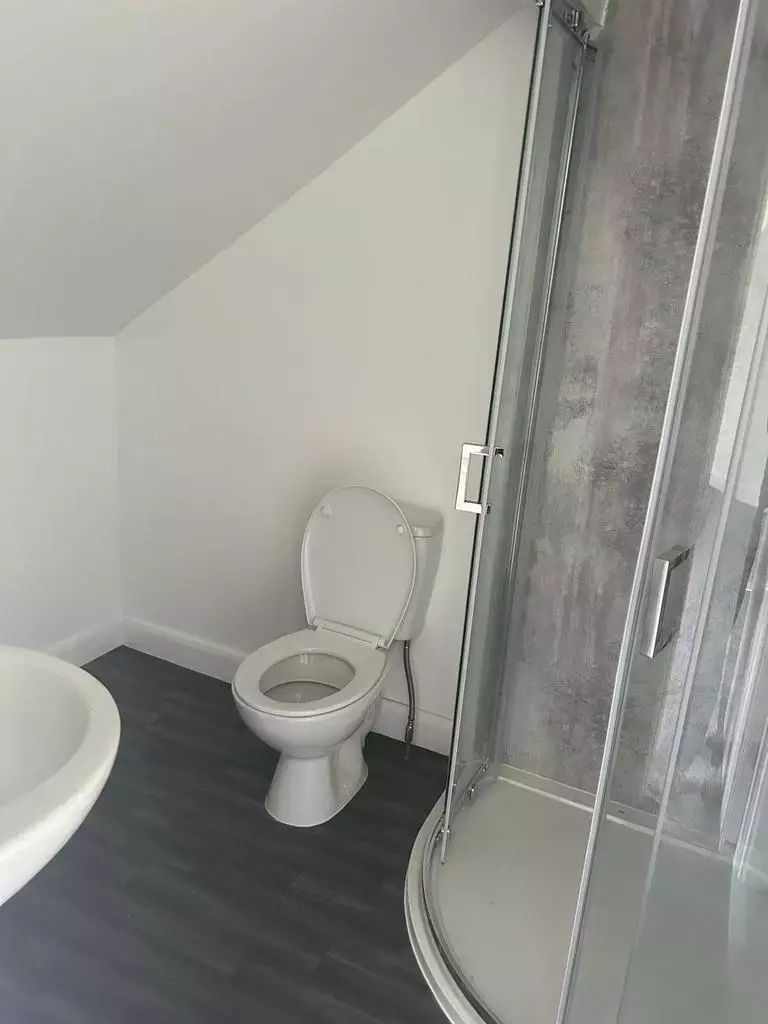 4 bedroom terraced house