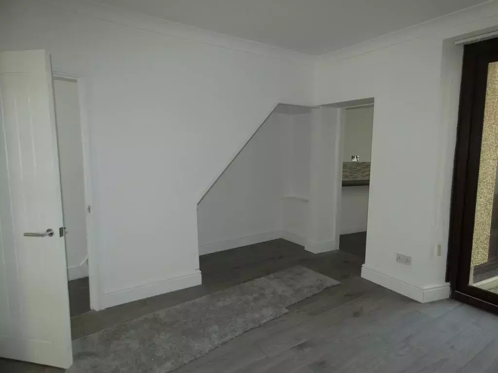 3 bedroom terraced house