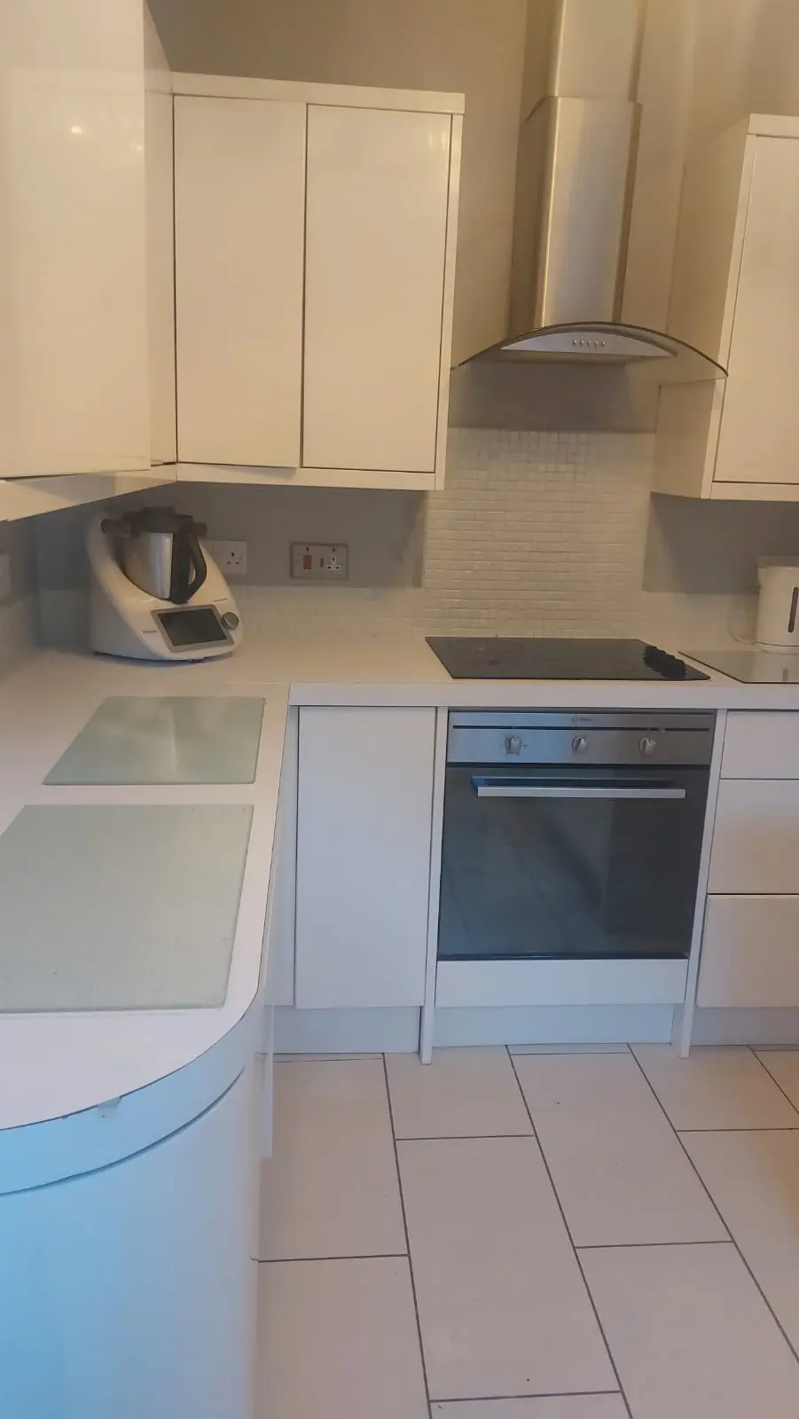2 bedroom flat share to rent