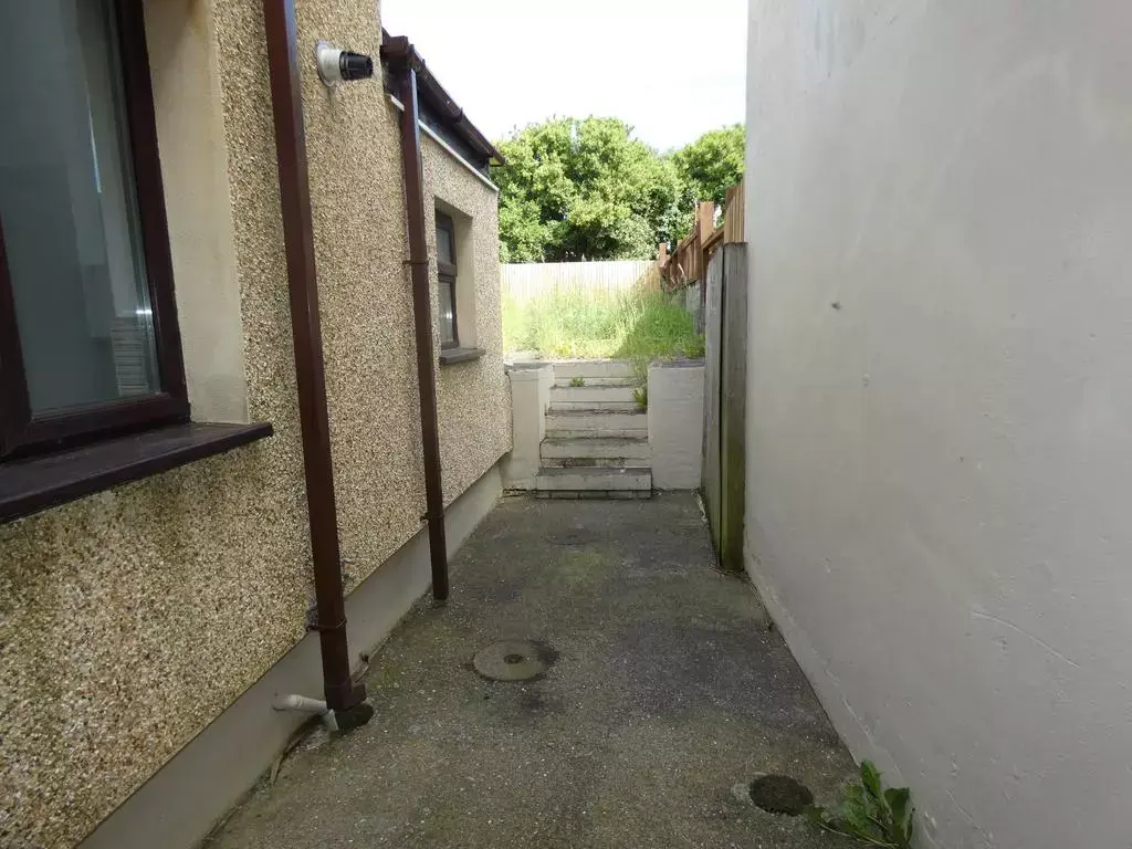 3 bedroom terraced house