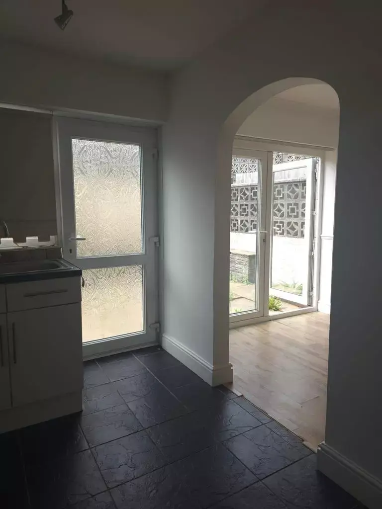 3 bedroom terraced house