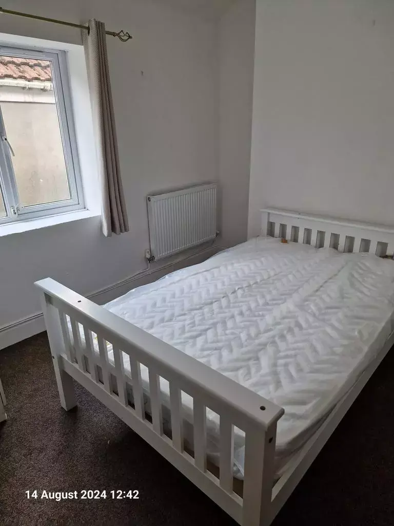 5 Bedroom House whole or share