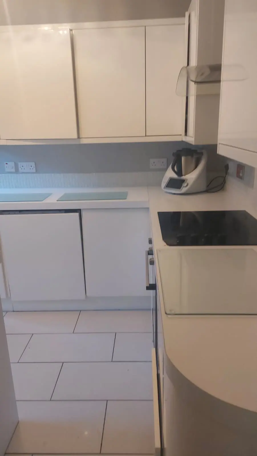 2 bedroom flat share to rent