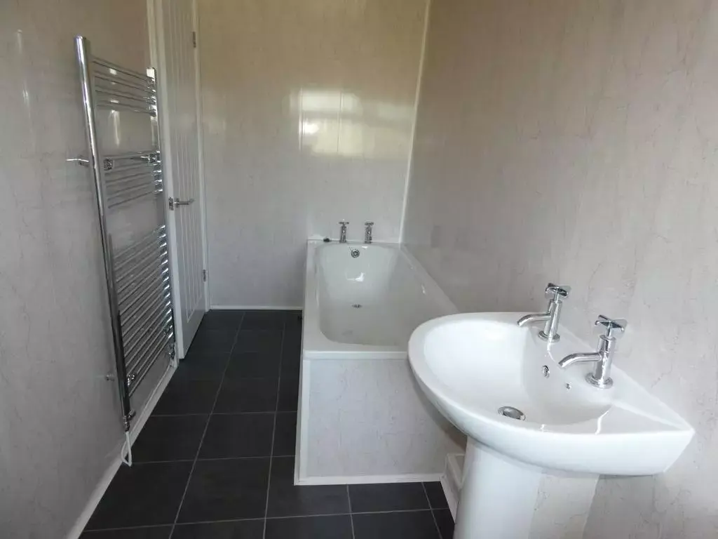 3 bedroom terraced house