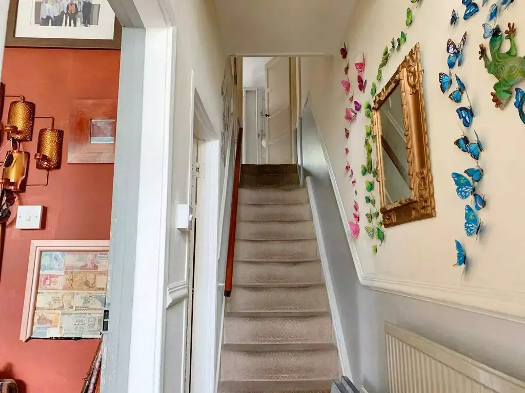 2 bedroom terraced house