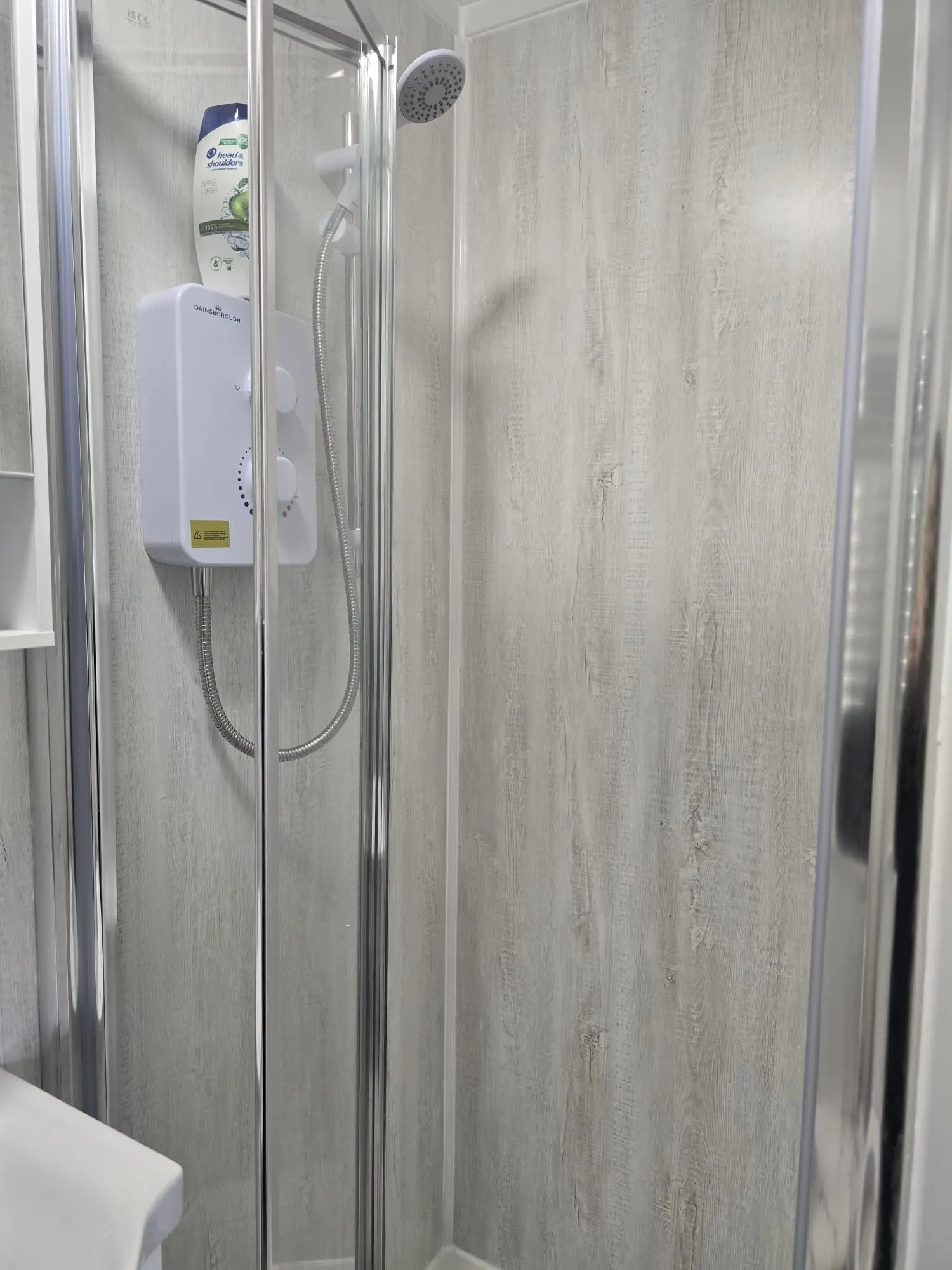 1 bedroom in a house share to rent