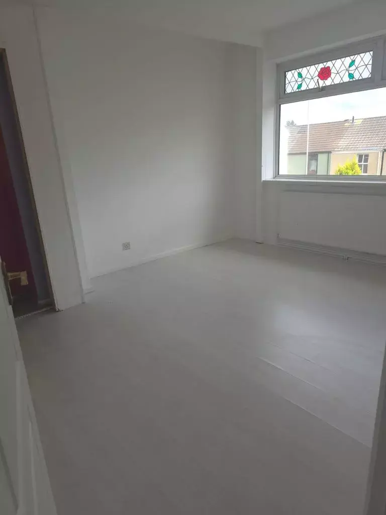3 bedroom terraced house