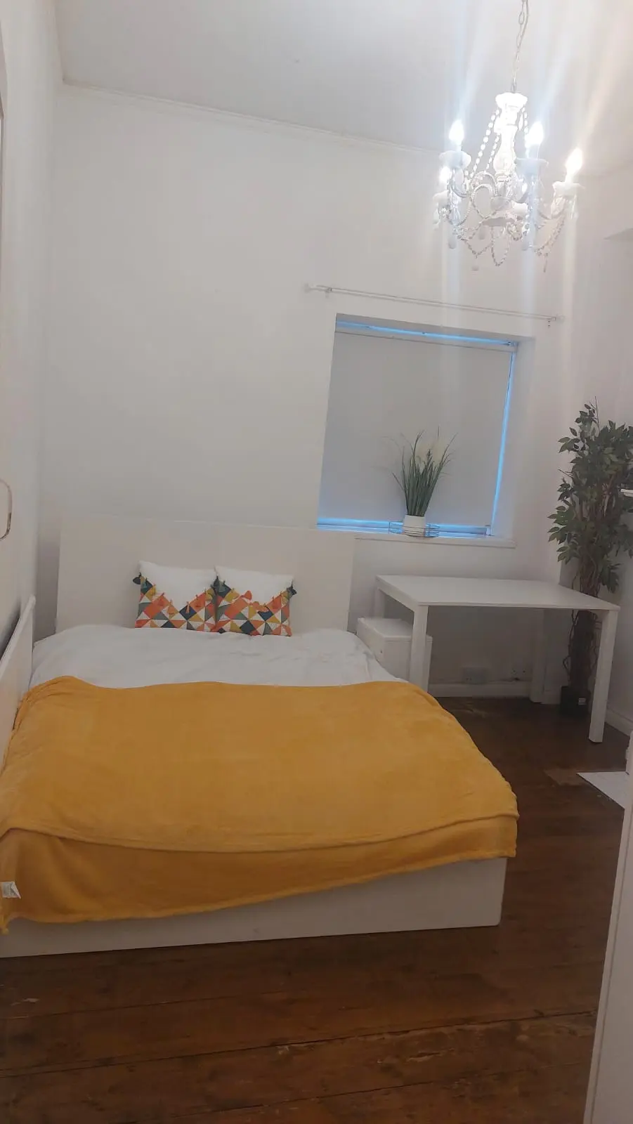 2 bedroom flat share to rent