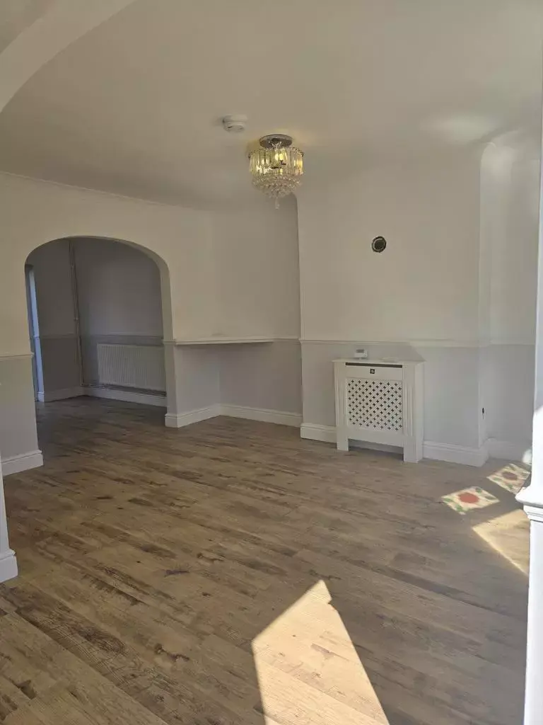 3 bedroom terraced house
