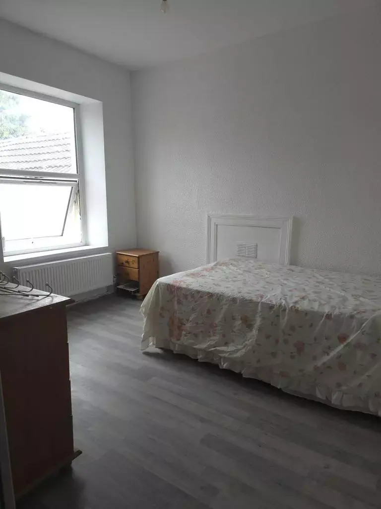 4 bedroom terraced house share