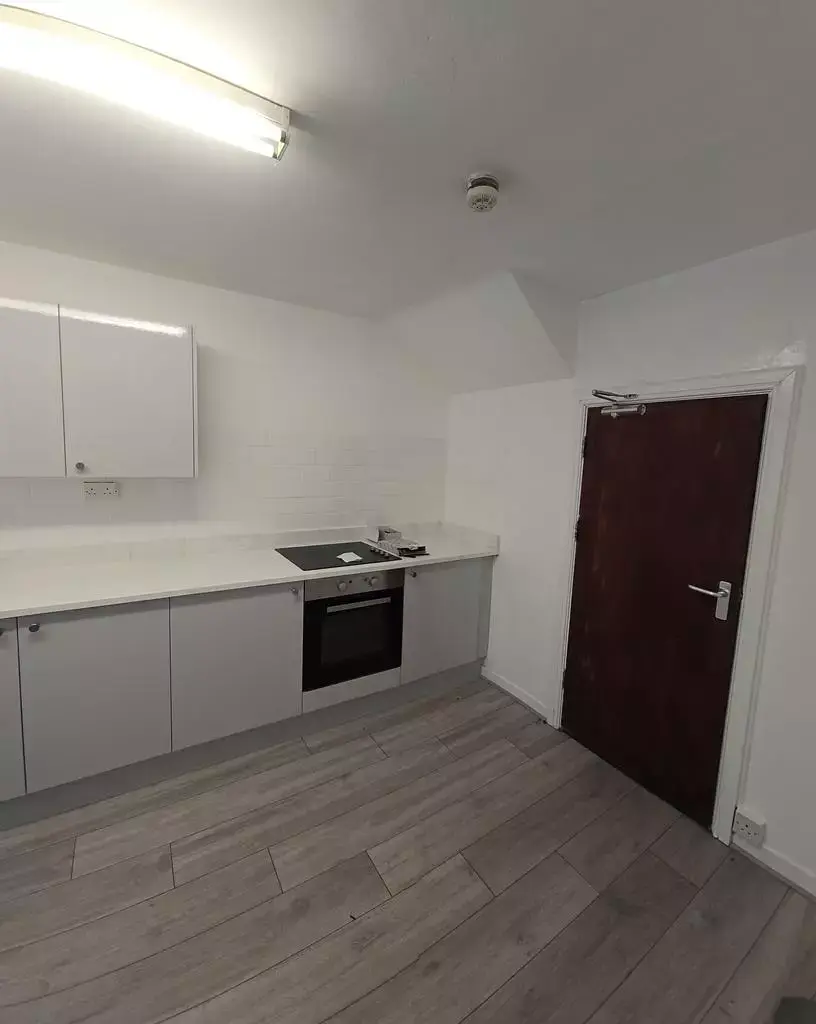 4 bedroom terraced house