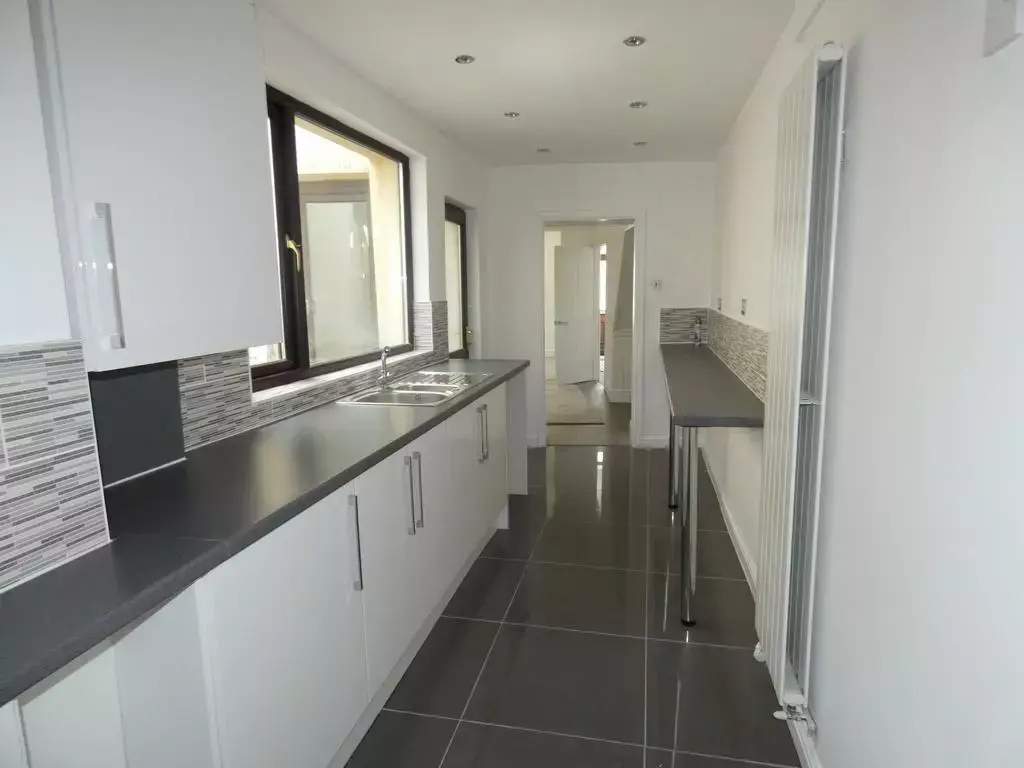 3 bedroom terraced house